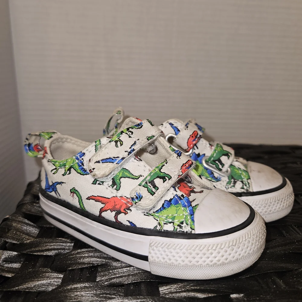 Converse Kids White Sneakers with Dinosaur Print